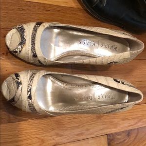 Great Comfy heals!!!!